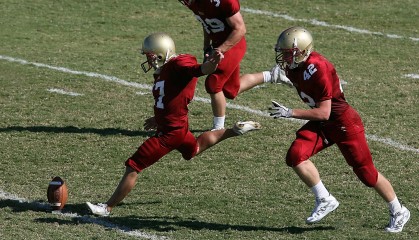 爱游戏ayx-中国香港队团体赛制解析：如何通过团队合作提升战斗力，香港团体rs