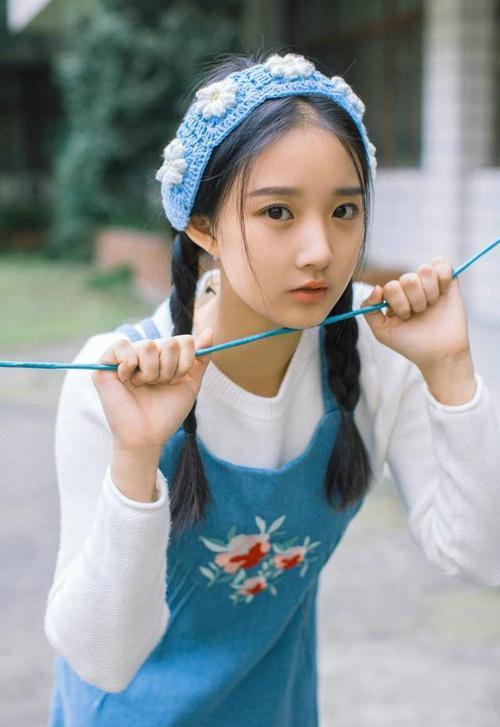 绿色环保足球器材在校园推广,实现绿色骑行与运动相结合,足球 绿色