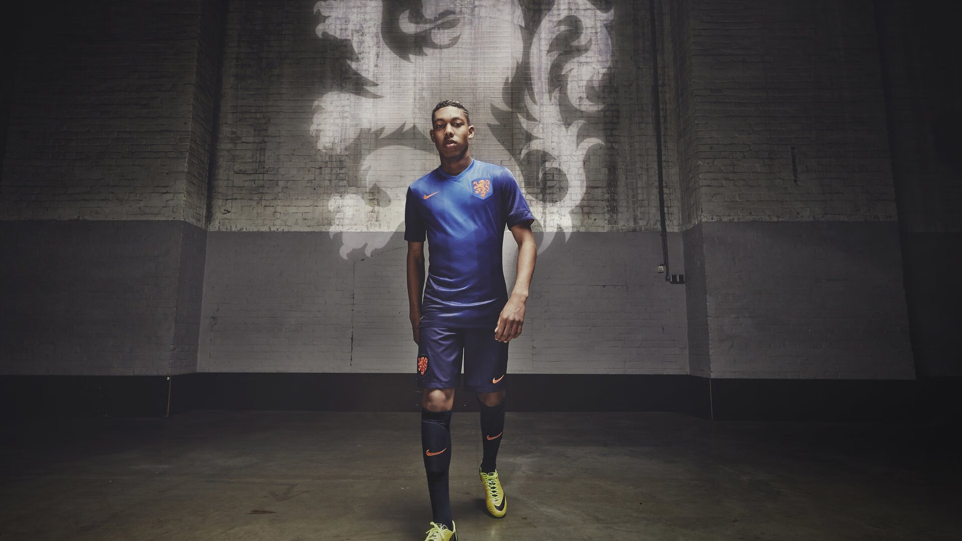 恩波利重用年轻球员构建未来核心，恩波利球衣